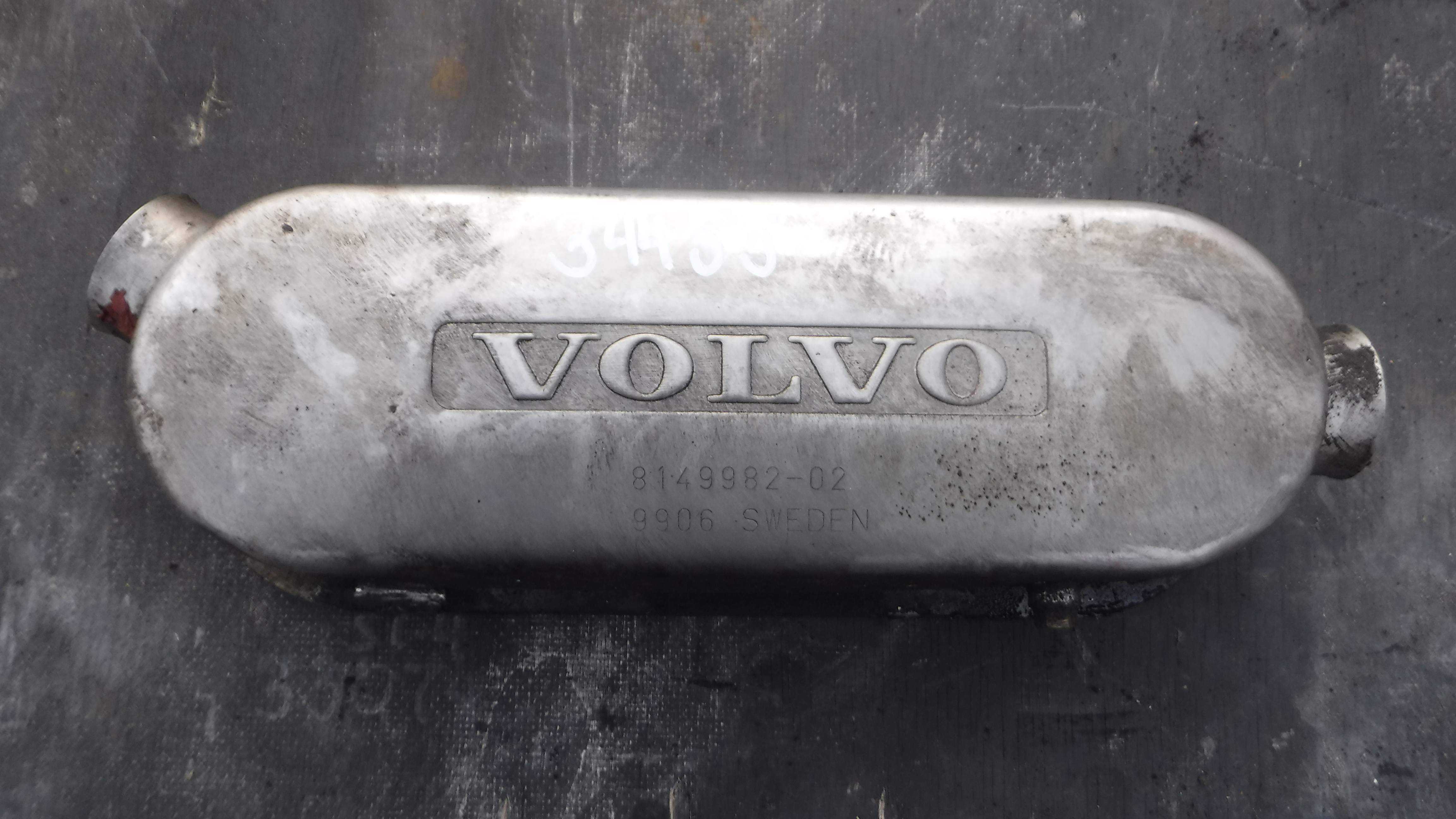 Теплообменник Радиатор масляный Масляный охладитель VOLVO FH16 D16A 814998202